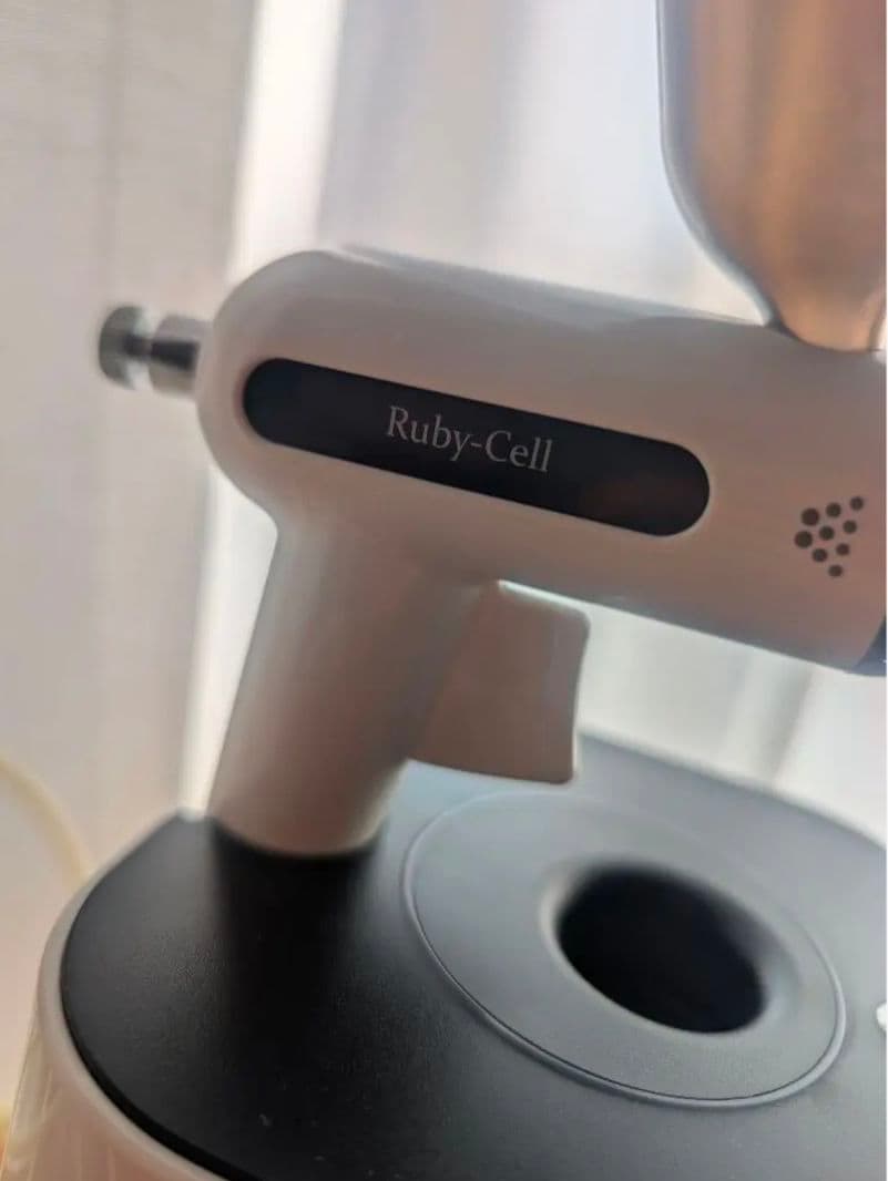 Ruby-Cell 美顔器 ホワイト ルビーセル - メルカリ