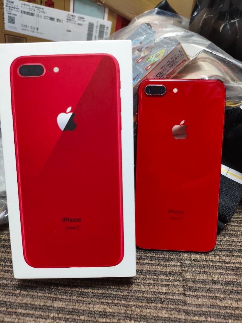 Apple iPhone 8 Plus (赤) 本体 256GB Apple、iPhone 8 および iPhone 8 Plus (PRODUCT)RED Special Edition