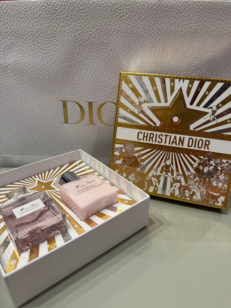 DIOR ホリデー限定　ミスディオール　セット Amazon | Dior(ディオール) ミス ディオール ホリデー セット | Dior