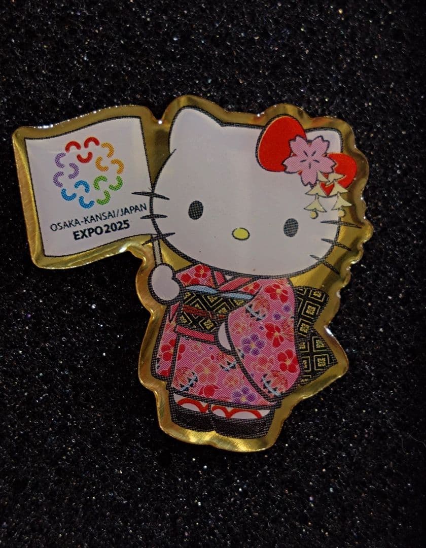 ハローキティ ピンバッジ EXPO2025 大阪・関西万博 招致 - メルカリ