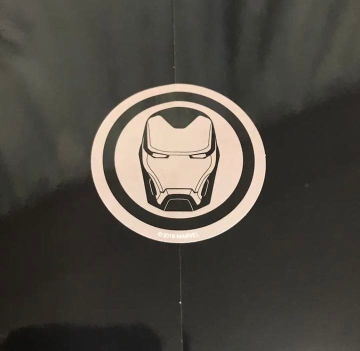 公開『アベンジャーズ エンドゲーム』の限定特別版パンフレット Amazon.co.jp: 【映画パンフレット】アベンジャーズ エンドゲーム 特別