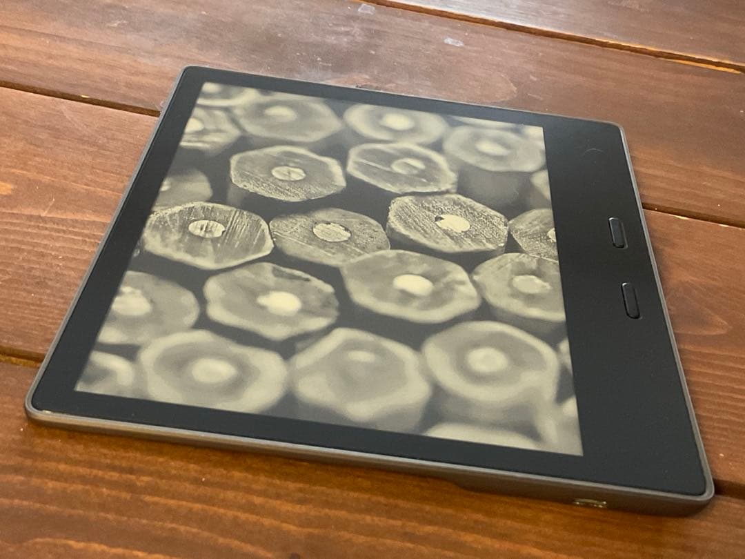 今週末限定値下げ！Kindle Oasis 色調調節ライト搭載 wifi 8GB Amazon.co.jp: Kindle Oasis 色調調節ライト搭載 wifi 8GB 広告あり