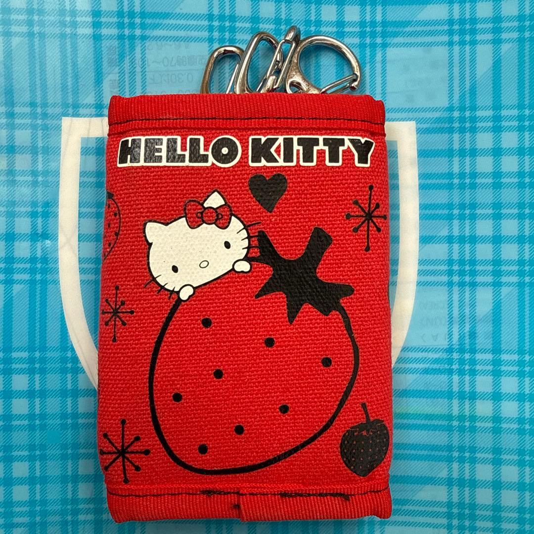 ハローキティ いちご柄デザイン キーケース 平成レトロ - メルカリ