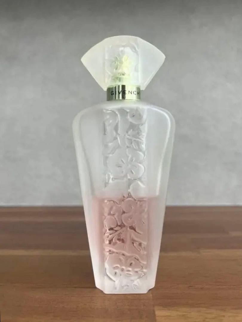 Givenchy ジバンシー ジャルダンダンテルディ オーデトワレ 50mL