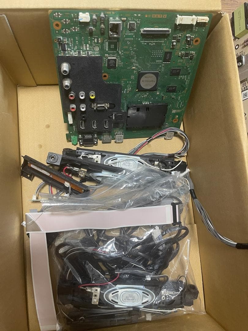 送無☆ソニー☆テレビKDL-40EX720とKDL-32EX720から基板一式 - メルカリ