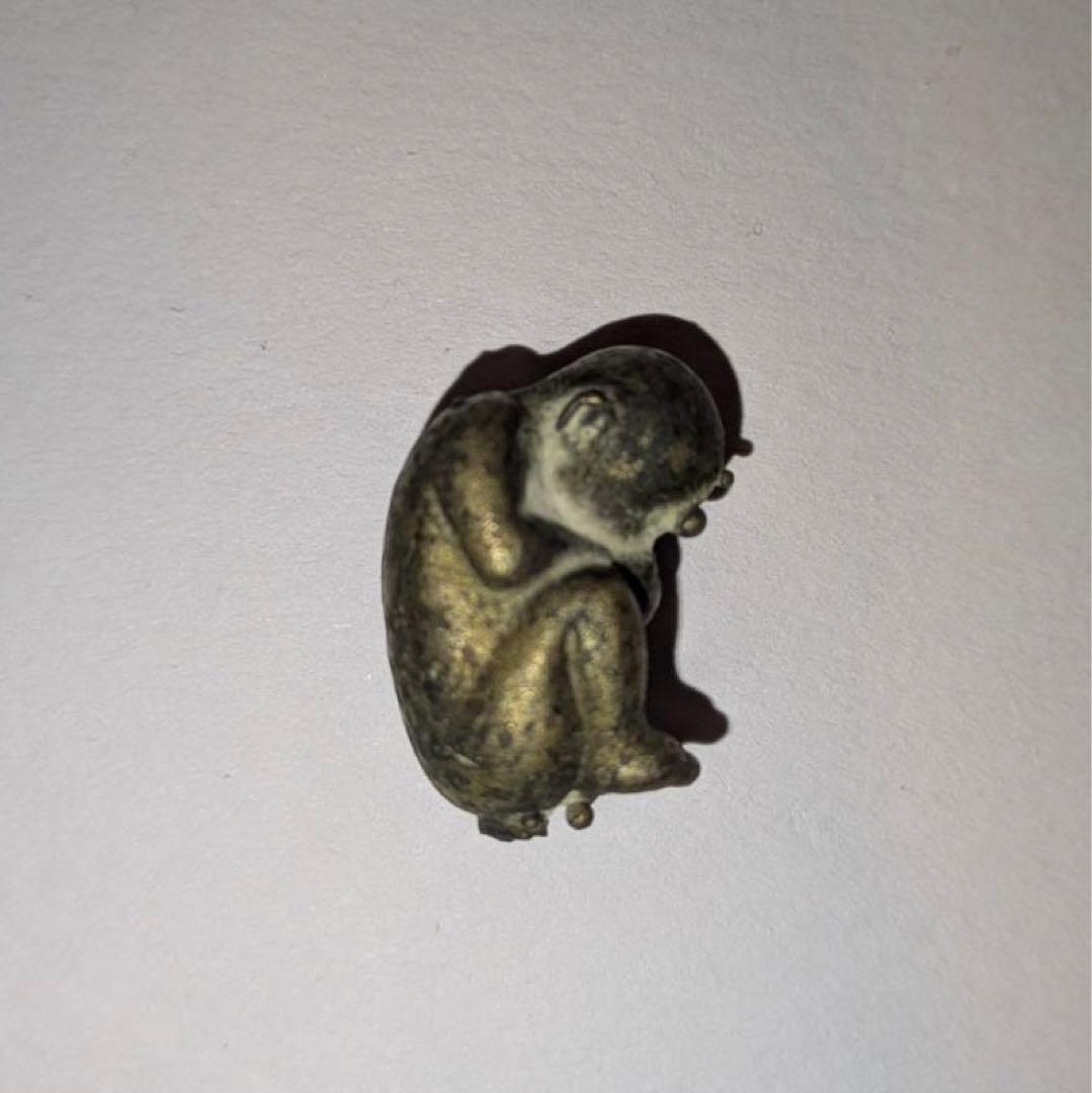 タイのお守り プラクルアン 人形「胎児の像」 - メルカリ