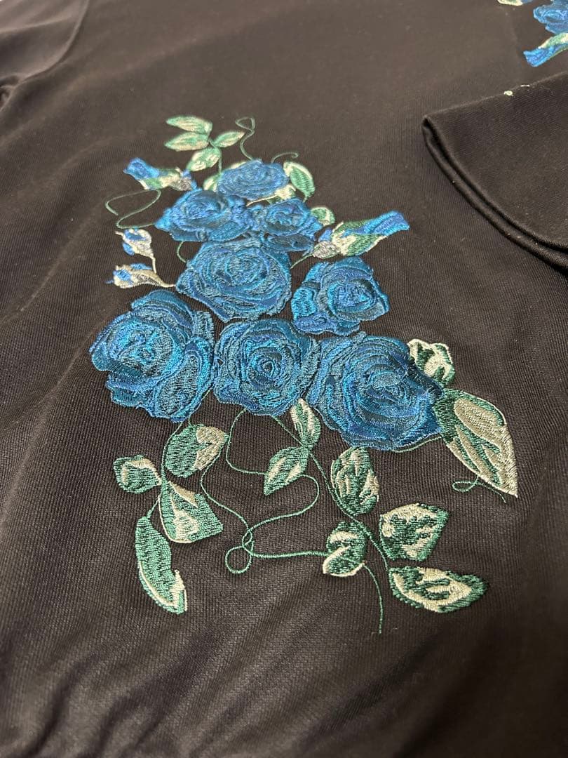 HARE×ado 青薔薇刺繍スウェット Sサイズ - メルカリ