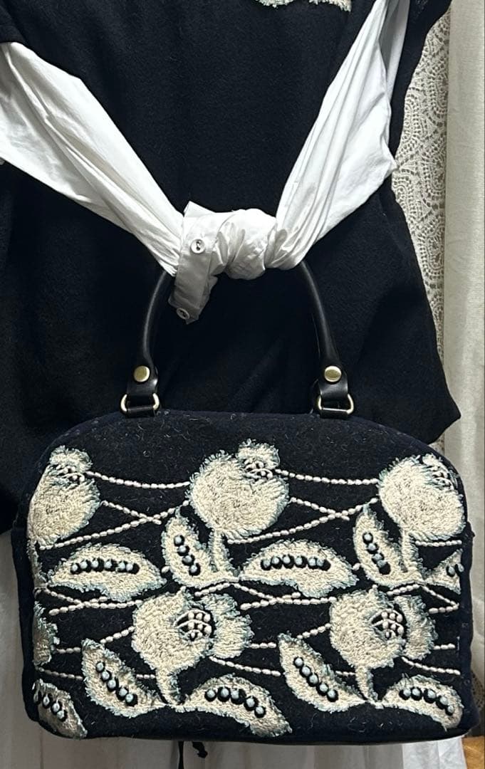 51220Eミナペルホネンハンドメイド　ブガッティ ボストンバッグ ミナペルホネンハンドメイドバック ボストンバックお試し価格51220E