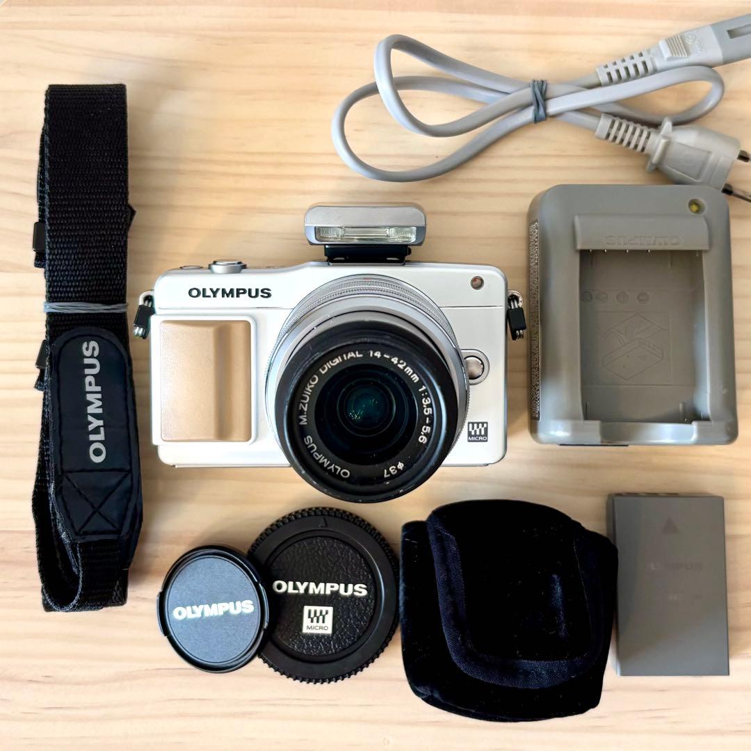 OLYMPUSオリンパス PEN mini E-PM2 ホワイト ミラーレス一眼 Amazon | OLYMPUS ミラーレス一眼 PEN mini E-PM2 ボディ ホワイト E