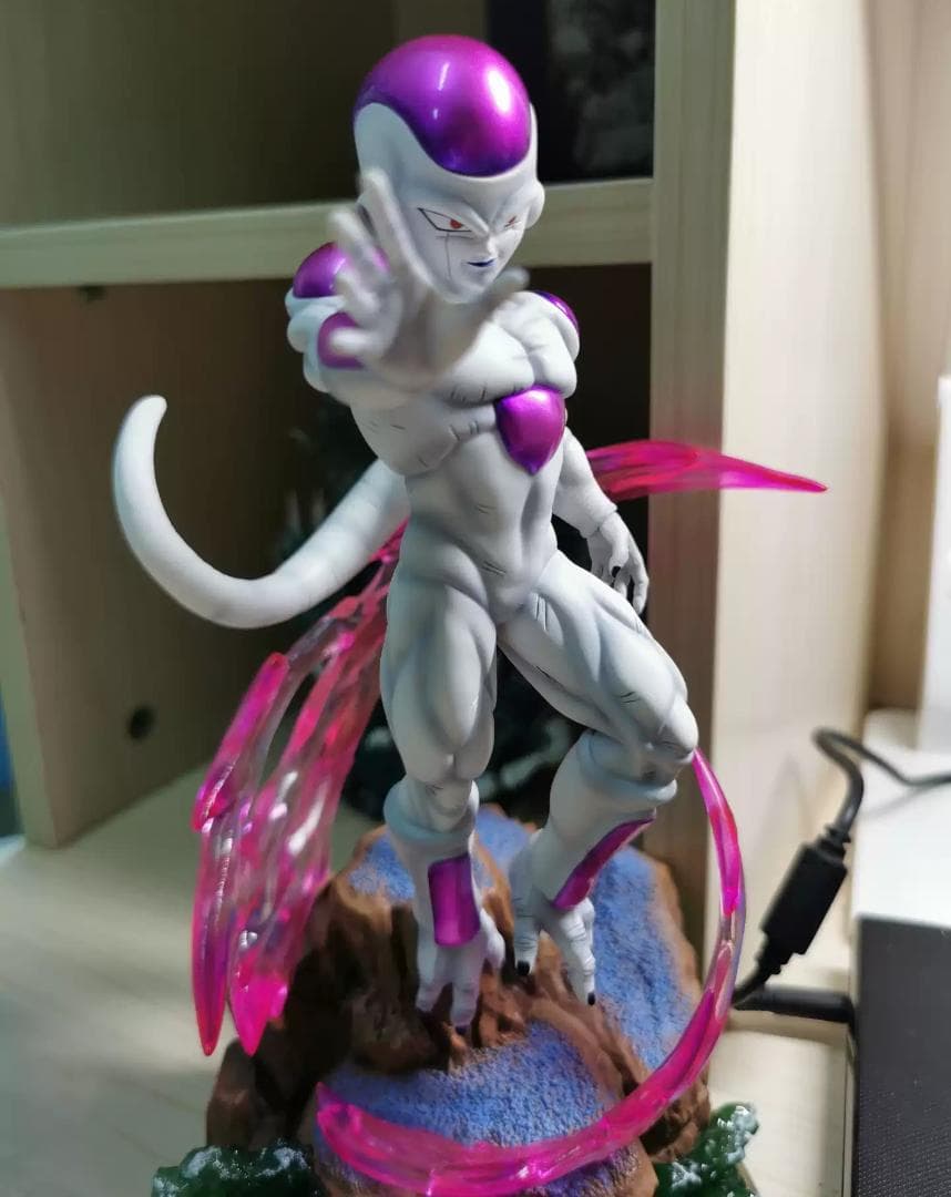 ドラゴンボール フリーザ完全体 ガレージキット フィギュア megaサイズ