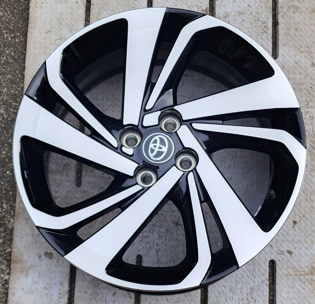 トヨタ ライズ 純正17インチホイール 1本 美品 単品 1本 中古ホイール ライズ Z 純正 17インチ 6J PCD100 4穴 +40