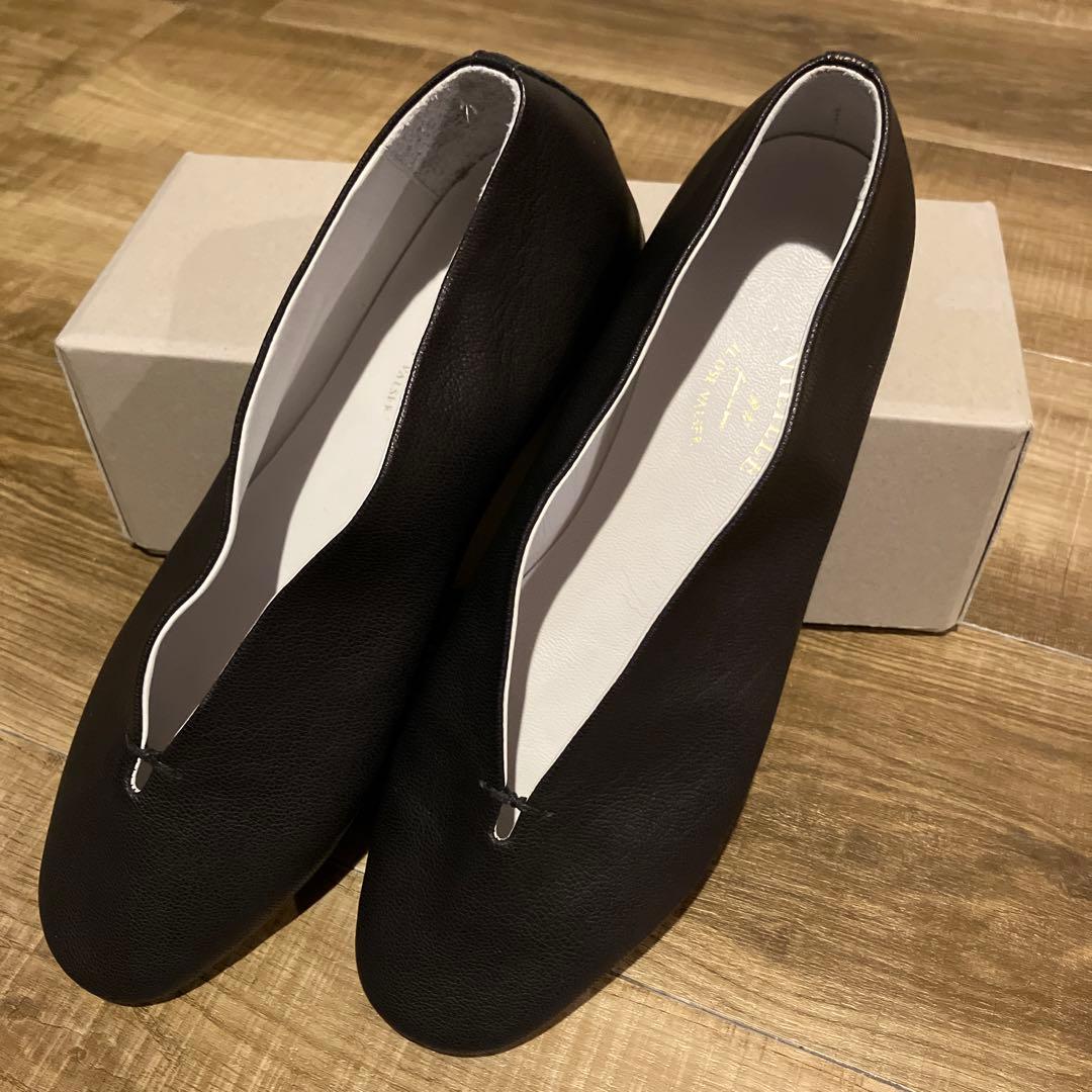 VIEILLE cinq 黒レザー フラットシューズ - メルカリ