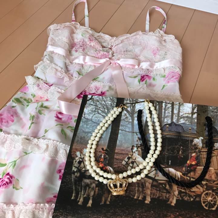 ジーザスディアマンテ 復活ぼかし薔薇柄お嫁ワンピース - メルカリ