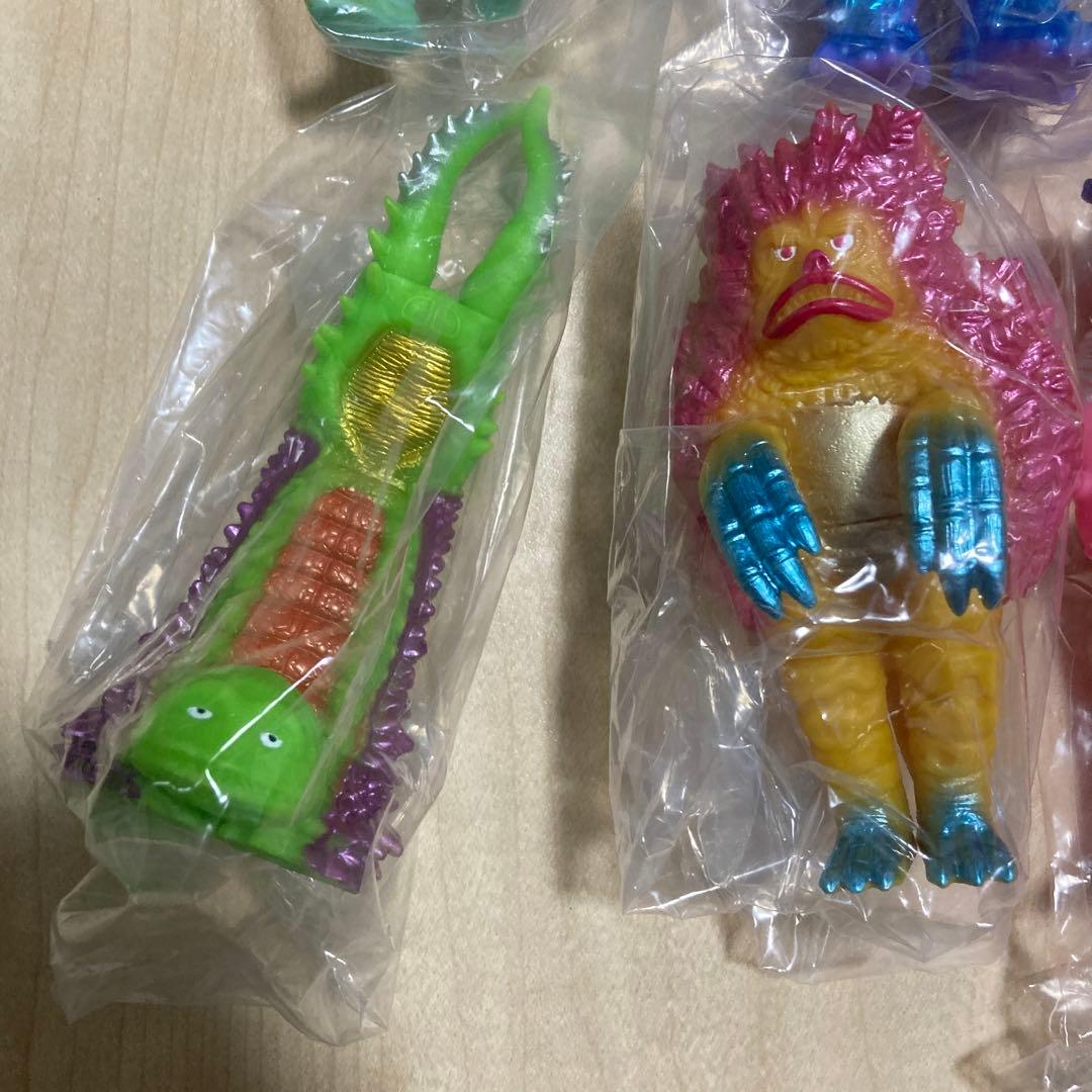 PPIH KAIJU COLORS カイジュウカラーズ 全8種 コンプリート - メルカリ