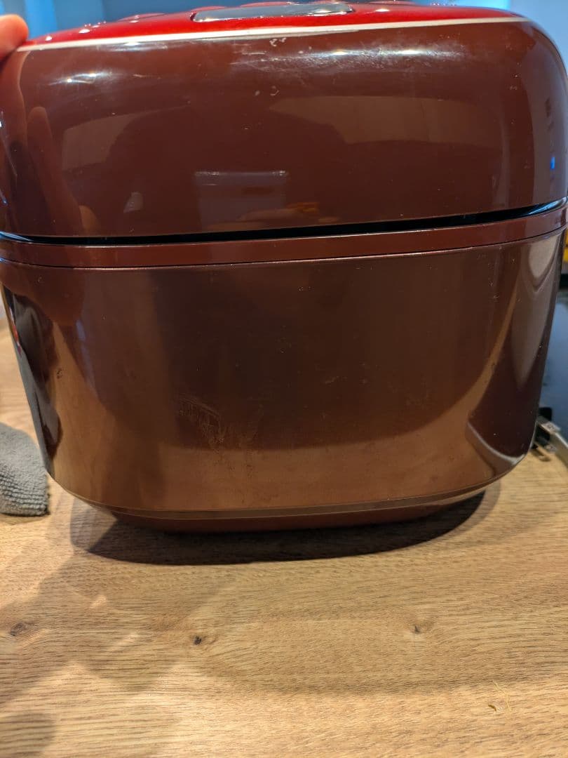 TOSHIBA RC-10VXM レッド 炊飯器 5.5合