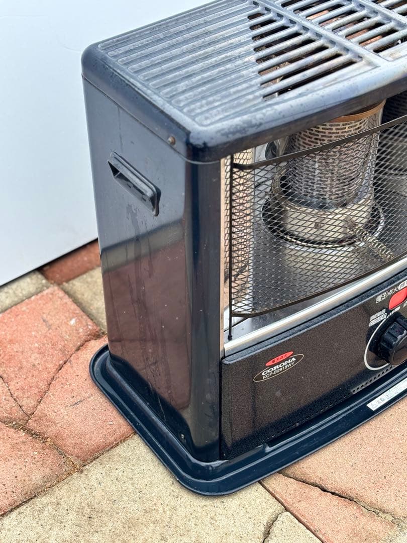 石油ストーブ KCP-E2918WY コロナ 18年製 9011818 - メルカリ