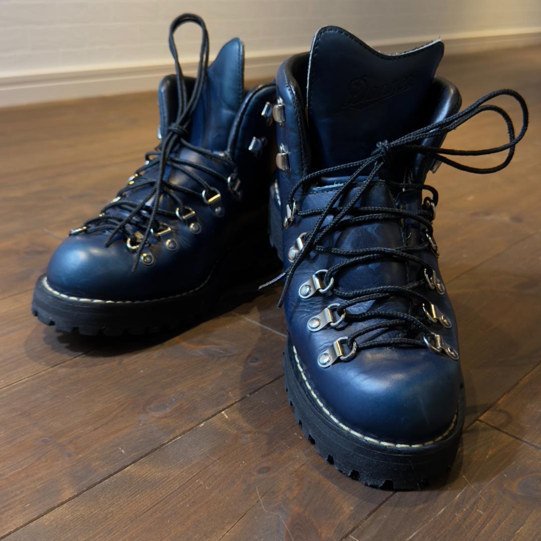 ダナー》マウンテンライト ホーウィン 31525ネイビー - メルカリ