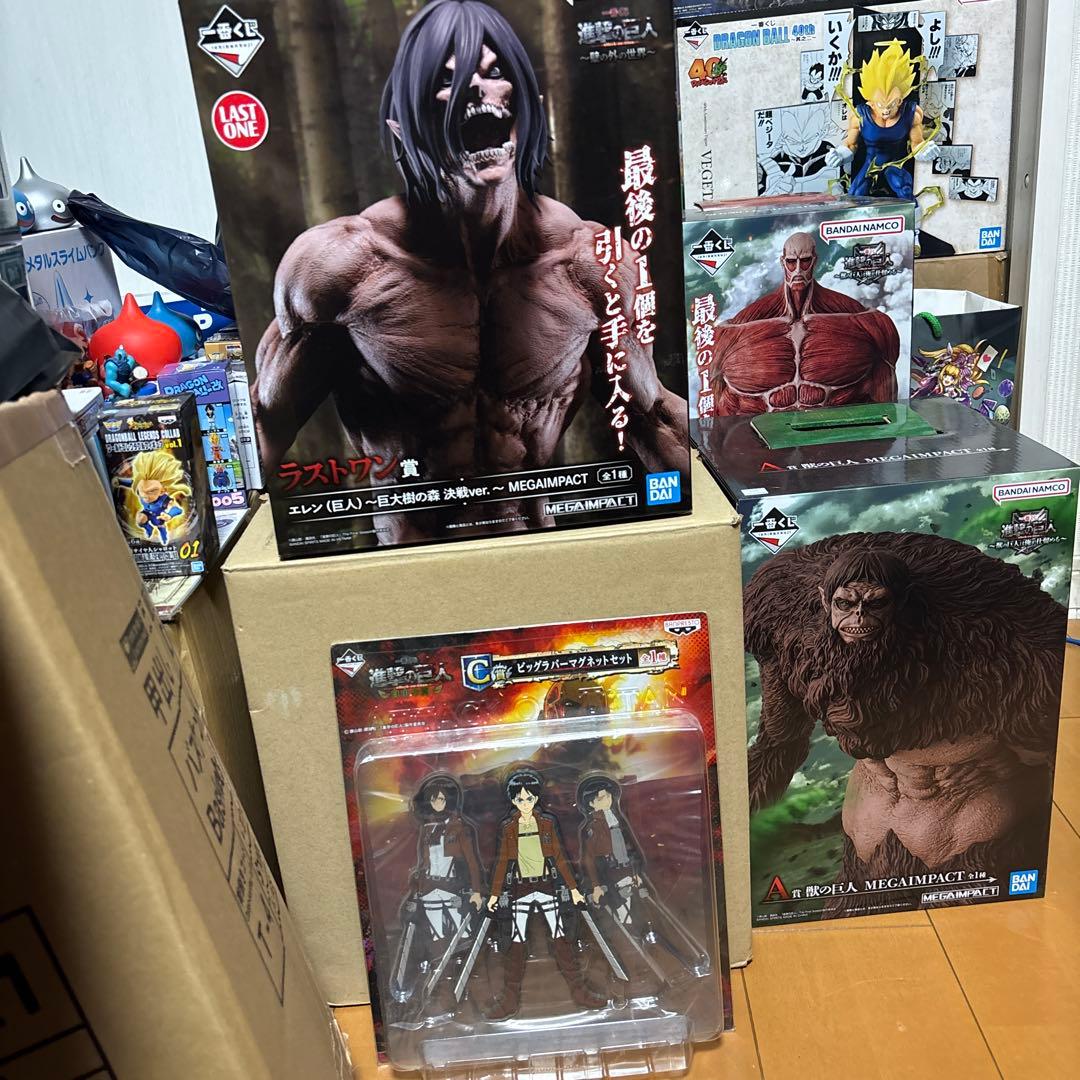 進撃の巨人フィギュアセット売り 進撃の巨人マグネット 進撃の巨人➃《一番くじ ビッグラバーマグネットセット》の通販 by