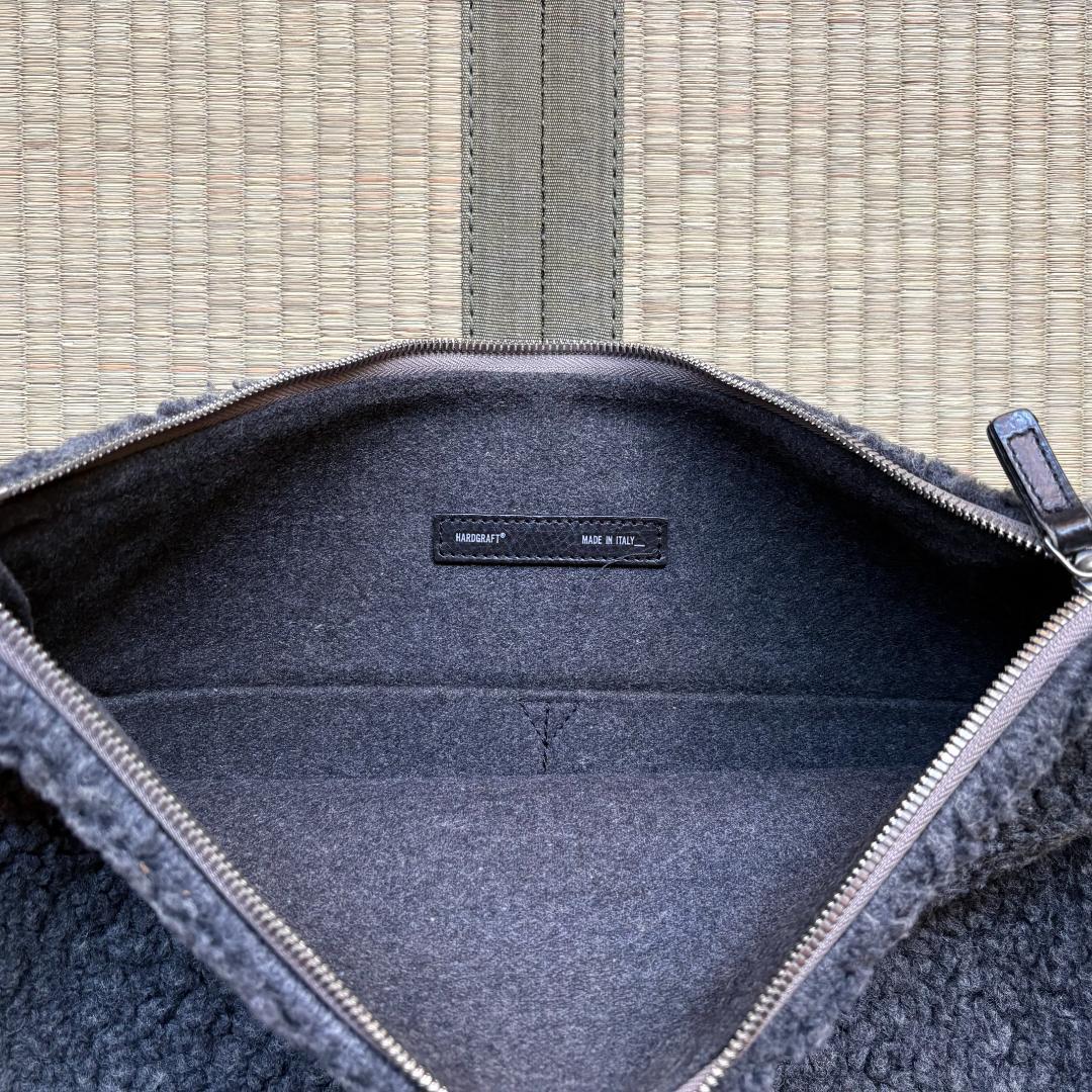 hardgraft MacBookケース 13インチ用 イタリア製 ウールレザー