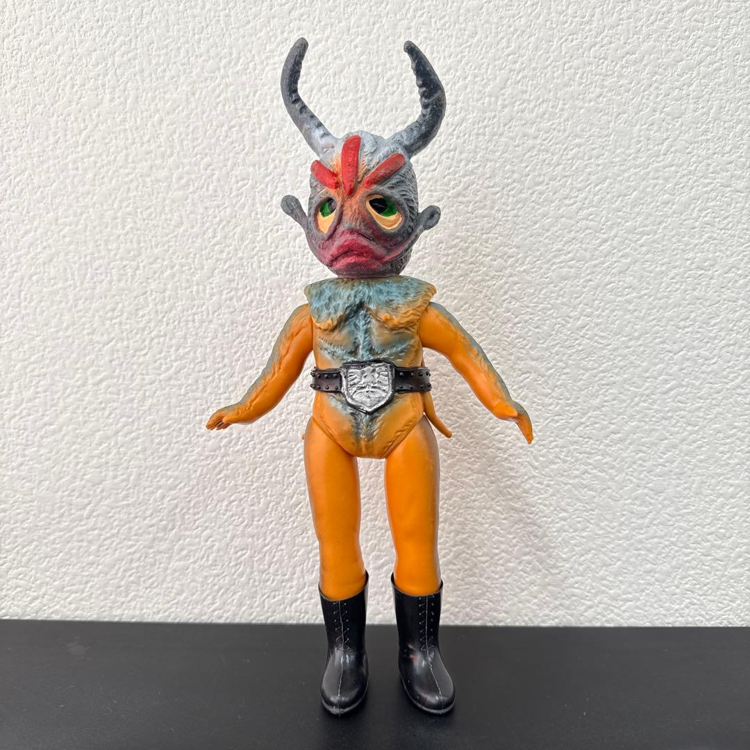 当時物 旧バンダイ 仮面ライダー 怪人 地獄サンダー ソフビ - メルカリ