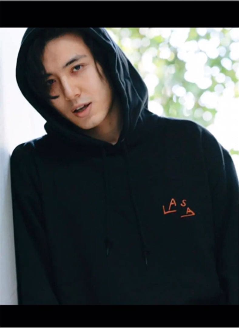 藤井風 オフィシャルグッズ LASAパーカー【Mサイズ】 - メルカリ
