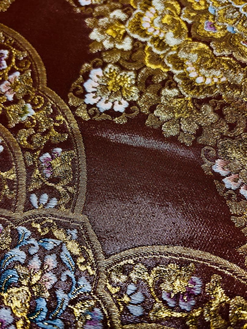 未使用】袋帯 華やかな細密織 宝相華 漆箔地 六通 柔らかめ - メルカリ