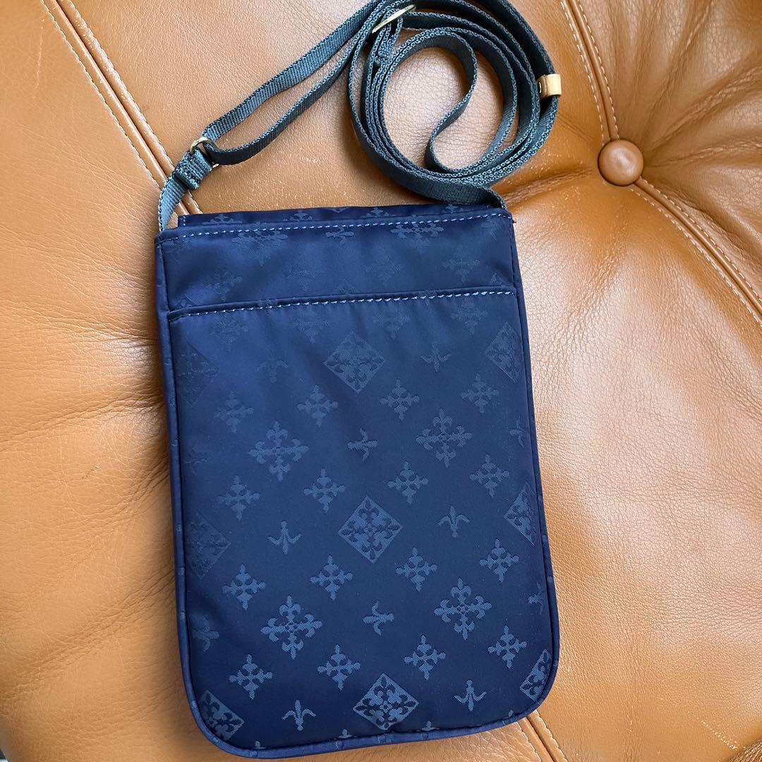 russet ラシット スマホショルダーバッグ☆未使用☆ ネイビー