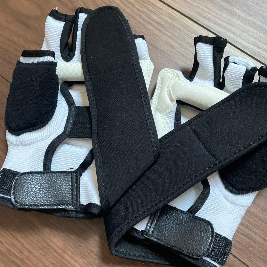 一回使用】LAVA 暗闇キックボクシング用 グローブ&シューズセット