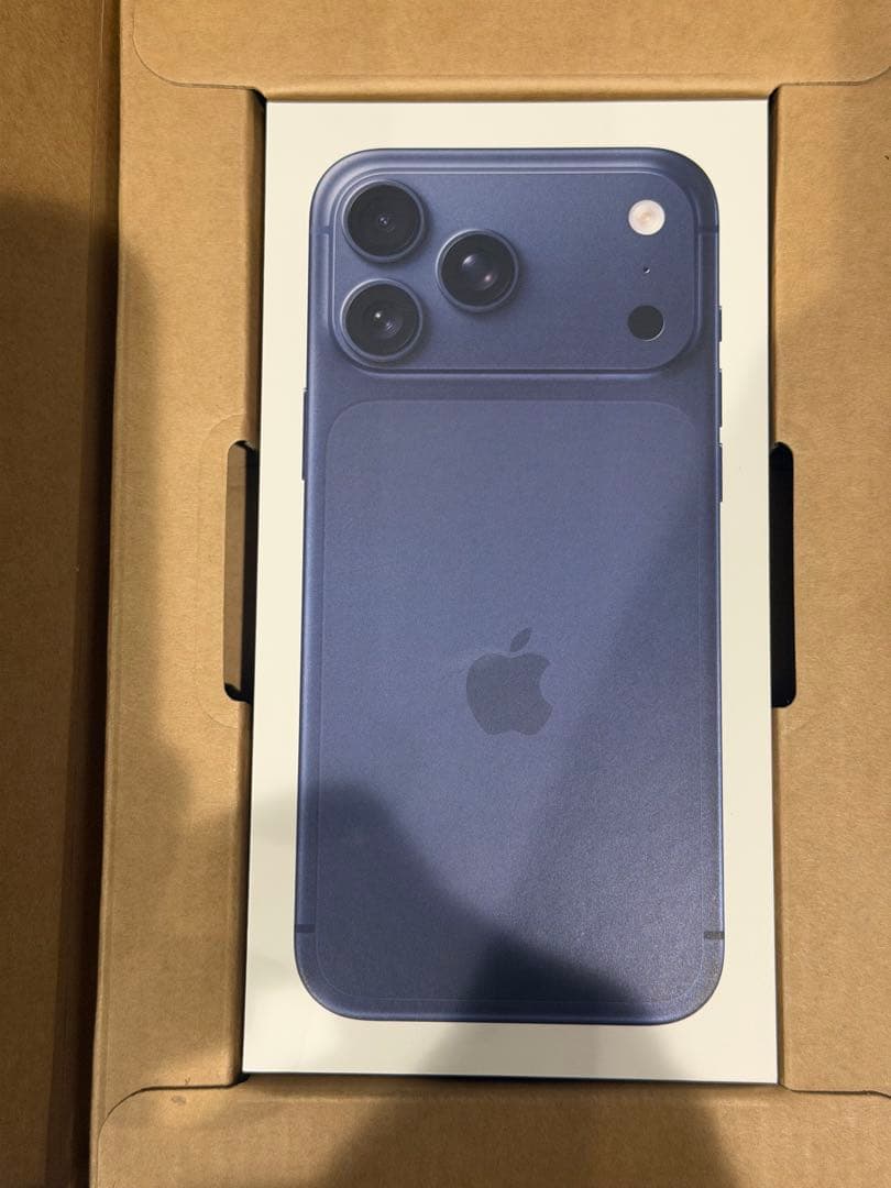 【新品未開封】iPhone17ProMAX512GB SIMフリー iPhone 17 Pro Max 『新品未開封』iPhone 512GB SIMフリー [シルバー