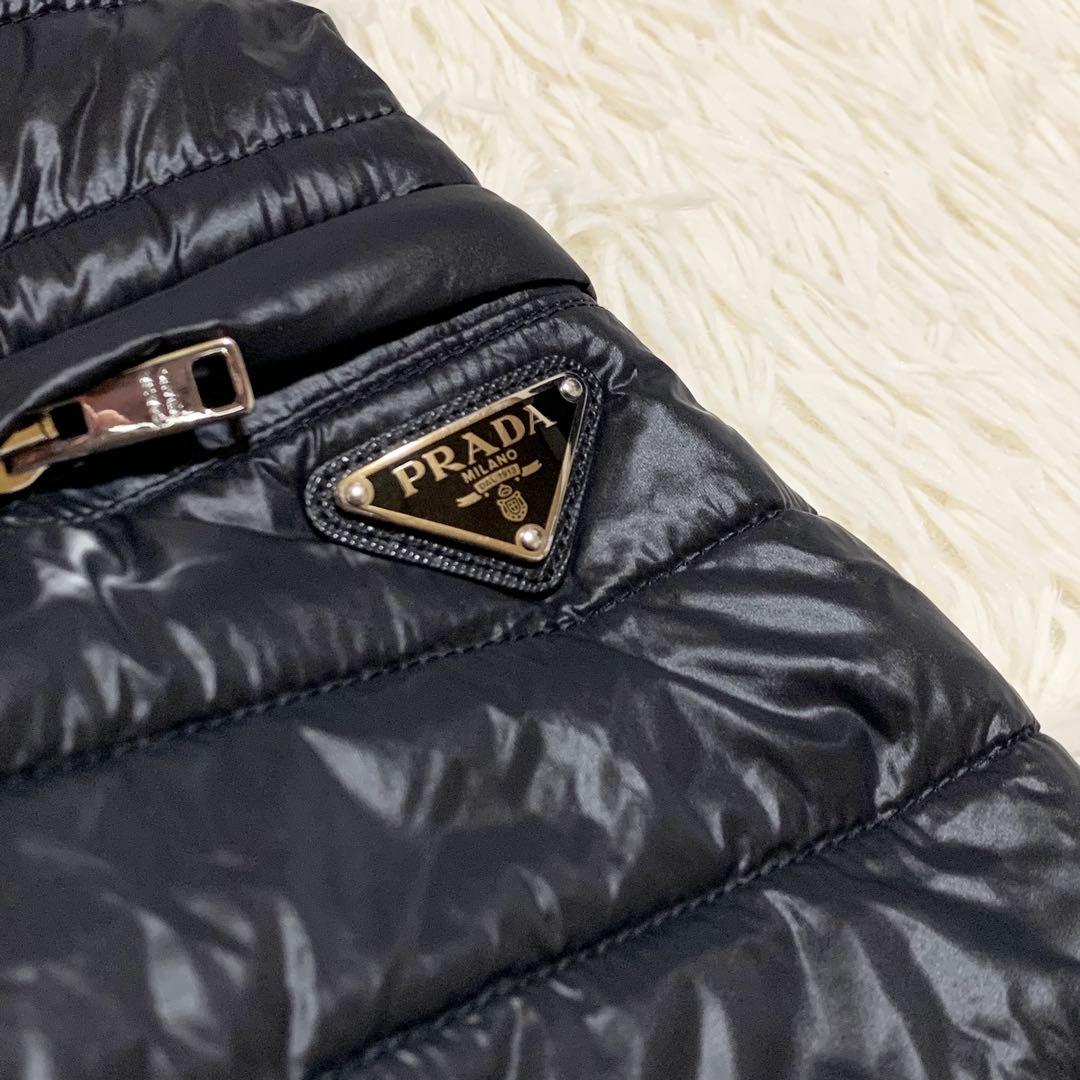 aks様専用】プラダ ボンバー SGH827 ロゴプレート ブラック 46 - メルカリ