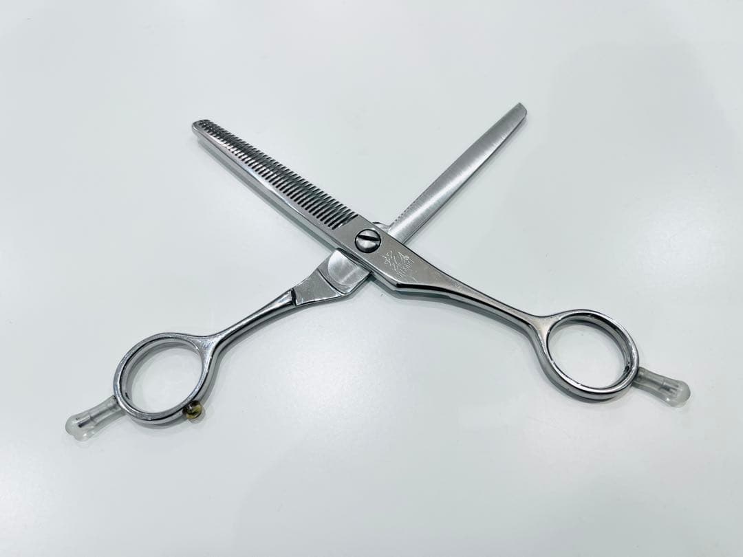 光 HIKARI セニングシザー トレンディIV 744すきバサミ 美容師 研ぎ