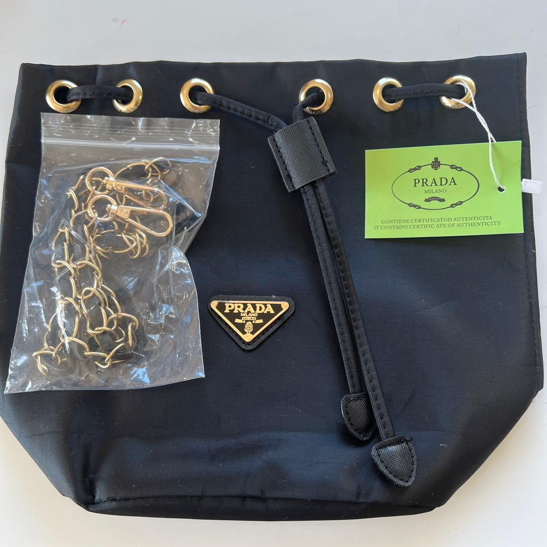 PRADAプラダ ノベルティ ポーチ ショルダーバッグ 巾着 - メルカリ