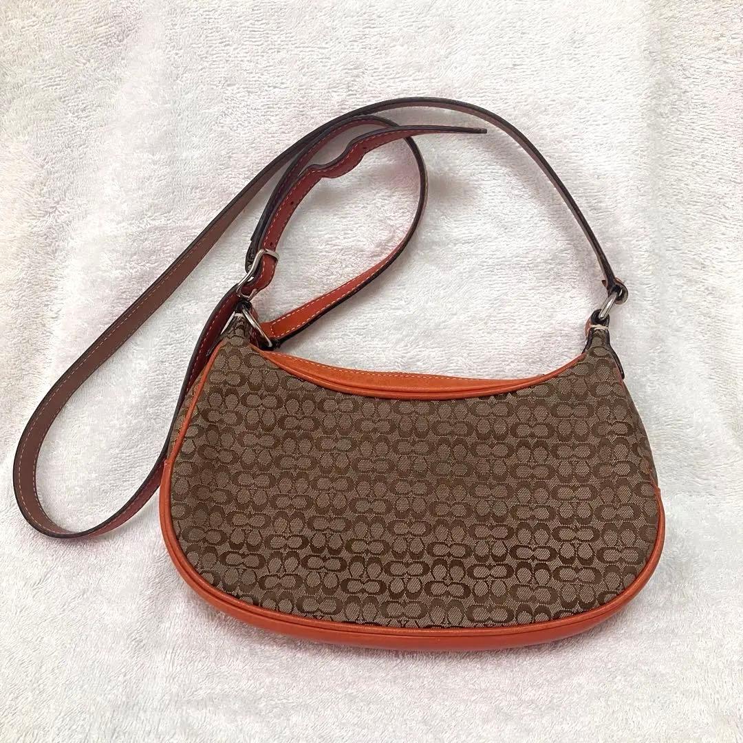 COACHシグネチャー ショルダーバッグ（キャンバス✕レザー）ブラウン