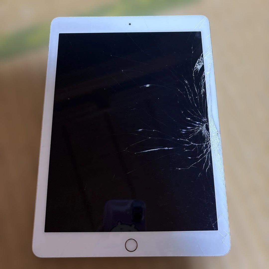 iPad本体 画面ひび割れ iPadの画面が割れたときの応急処置方法とは？修理方法や費用相場