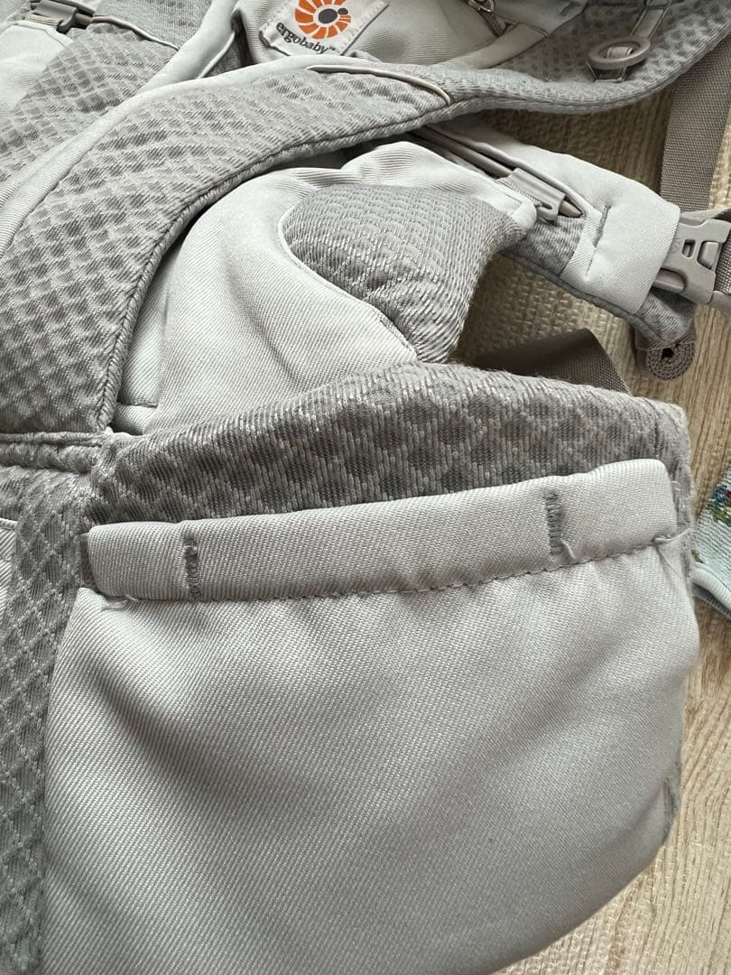 エルゴ オムニブリーズ パールグレー フェイラー抱っこ紐、ベルト付き