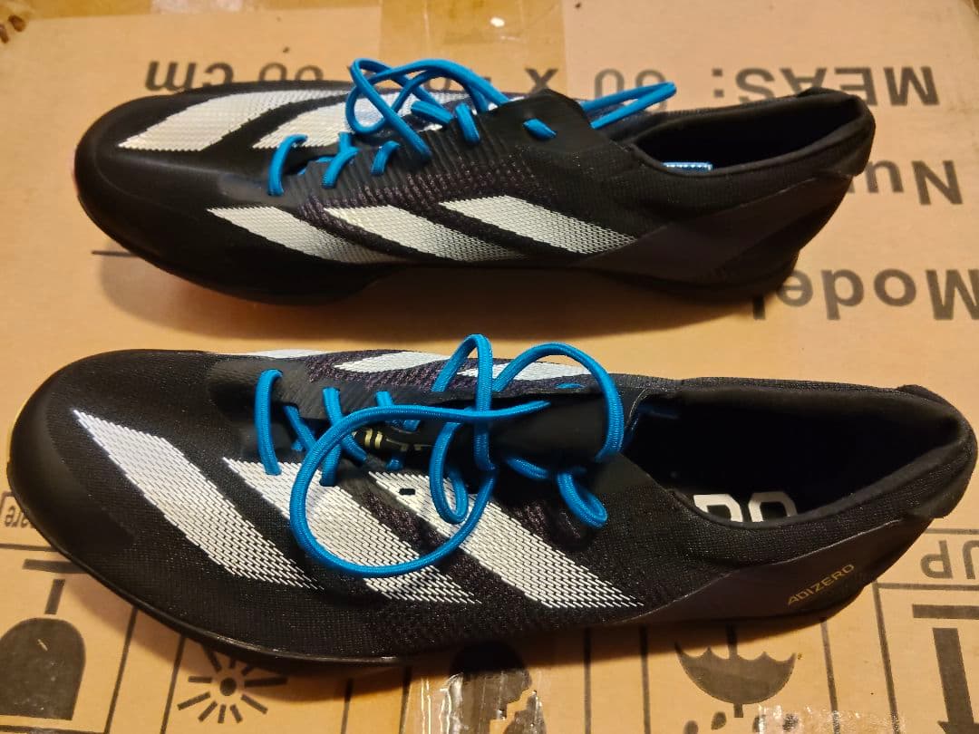 アディゼロ フィネス 27.5cm