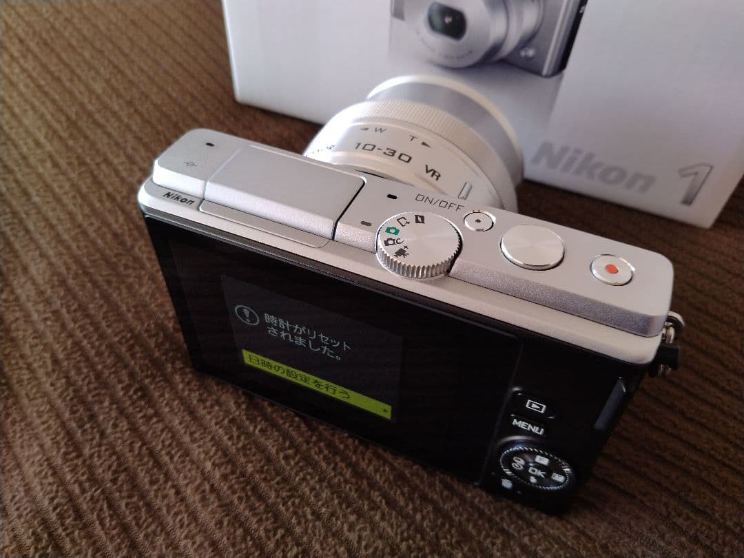 ほぼ未使用】Nikon 1 J4 MODEL Zoom Lens Kit 純正