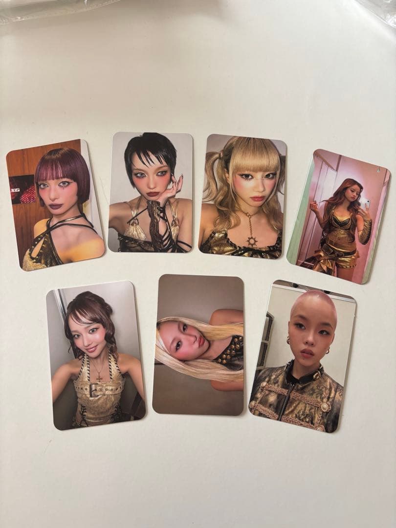 XG 会場限定ラキドロ トレカ コンプセット - メルカリ