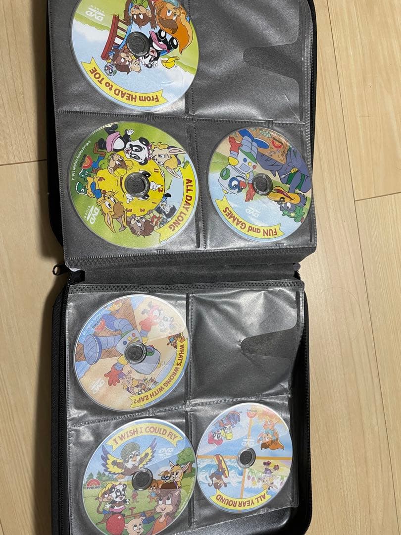 ワールドファミリーDVD68枚　ケースなし