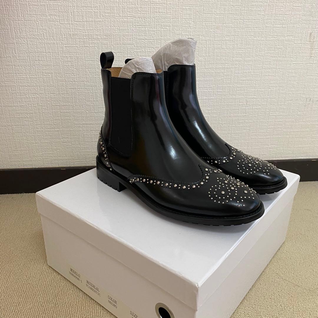 ♡ひめ8♡様専用 アルテサノス スタッズ付き黒レザーサイドゴアブーツ