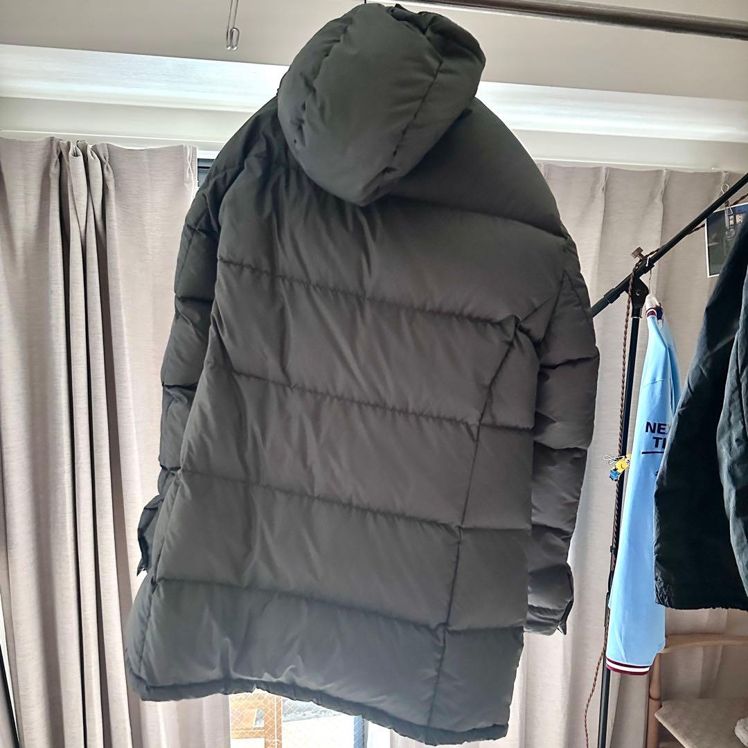ISAIA フード付きグレー ダウンジャケット - メルカリ