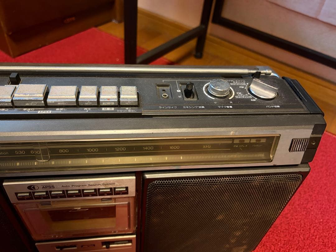 昭和レトロ　ラジカセ　　SHARP THE SEARCHER -XL