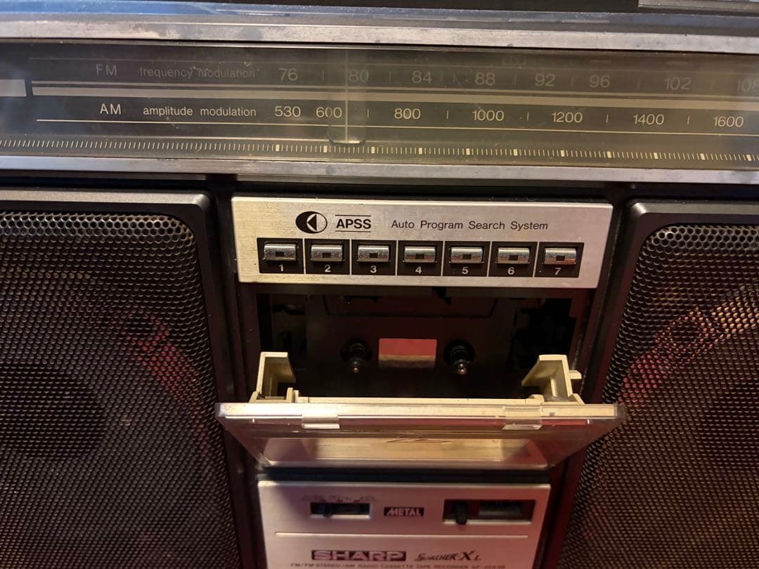昭和レトロ　ラジカセ　　SHARP THE SEARCHER -XL