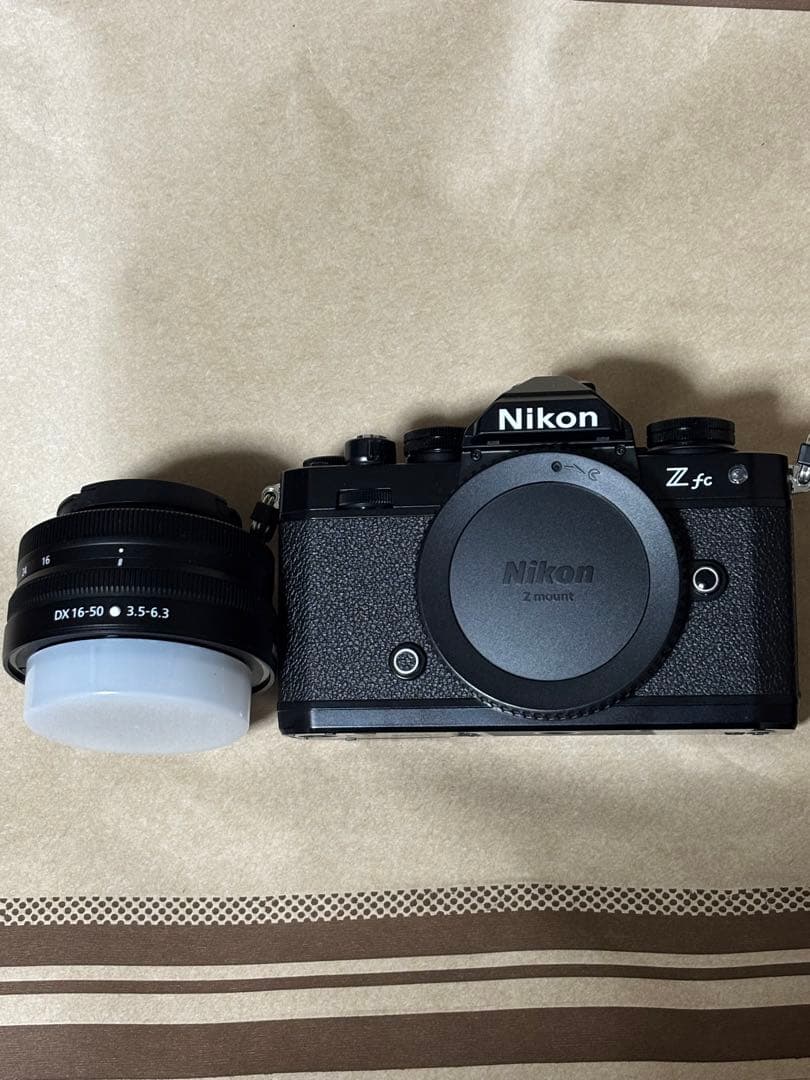 ニコン Nikon Z fc レンズキット ショット数 約4000回 Nikon Z fc ミラーレス一眼カメラ 16-50 VR SL レンズキット [ズーム