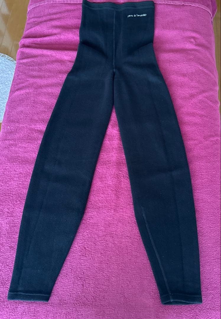 プウアボーテ　 スパッツサポーター LLサイズ スパッツサポーター 5分丈⚿在庫限り！SALE+クリームプレゼント