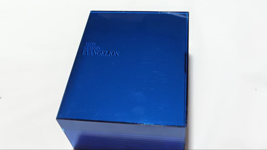 新世紀エヴァンゲリオン Blu-ray BOX〈期間限定生産・10枚組〉 - メルカリ