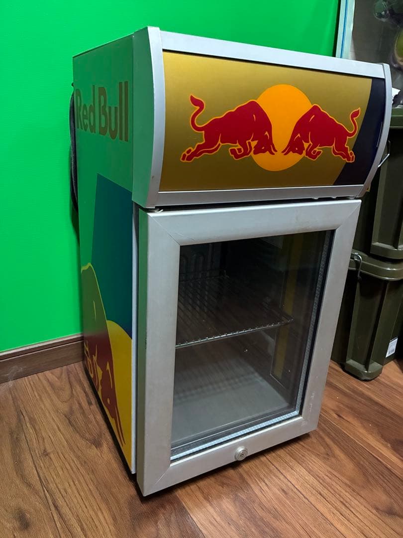 Red Bull コンパクト冷蔵庫 レッドブル - メルカリ