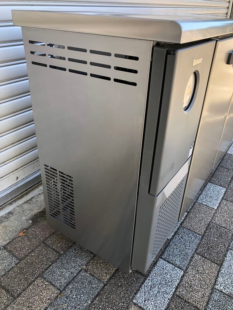 美品❗️ 業務用 台下冷蔵庫 大和冷機 2024年製の通販はau PAY