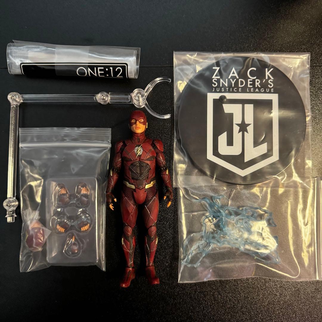 MEZCO ONE 12 フラッシュ 中古美品 - メルカリ