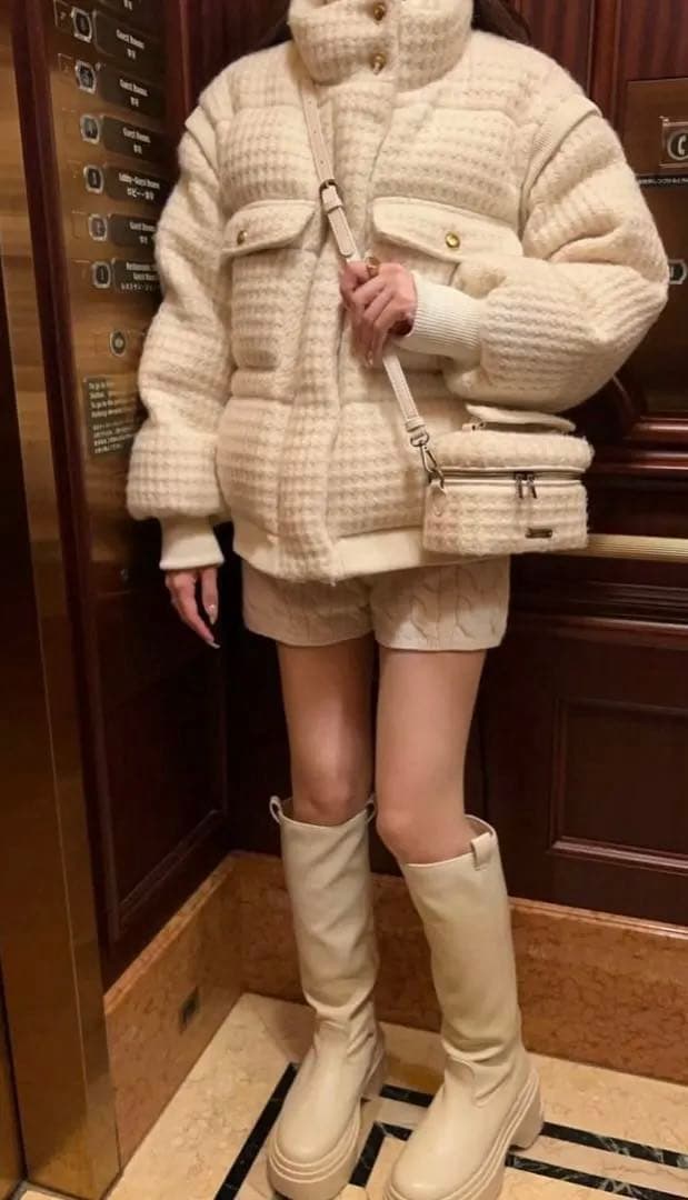 THETOE Hohe Vanity Bag バニティバッグ アイボリーの通販｜www